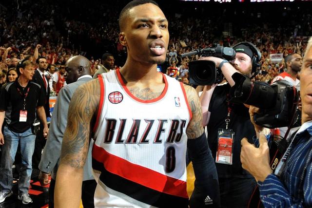 这工资拿得太舒服了！什琴斯尼加盟巴萨后仍未出场